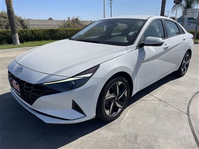 Used 2023 Hyundai Elantra SEL w/ Convenience Package