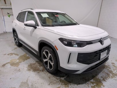 New 2025 Volkswagen Tiguan SE