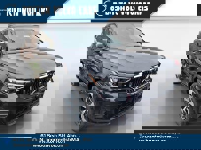 New 2025 Volvo XC40 B5 Core w/ Protection Package Premier
