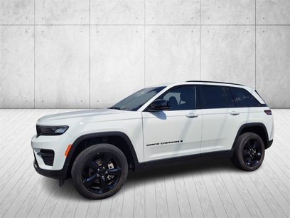 Used 2023 Jeep Grand Cherokee Altitude