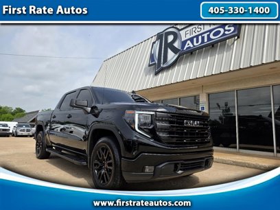 Used 2024 GMC Sierra 1500 Elevation w/ LPO, Elevation Black Package