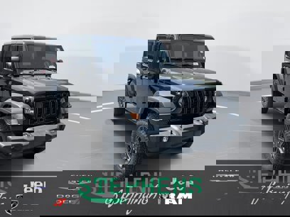 New 2025 Jeep Wrangler Unlimited Sport