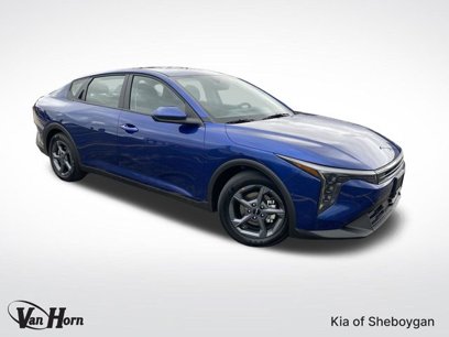 New 2025 Kia K4 LXS