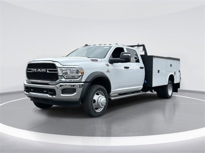 New 2024 RAM 5500 Tradesman w/ Chrome Appearance Group