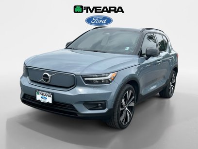 Used 2022 Volvo XC40 P8 Recharge Plus