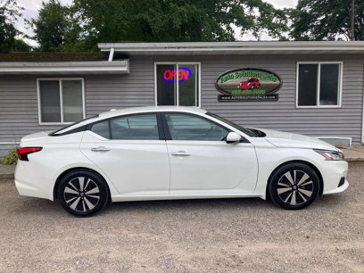 Used 2021 Nissan Altima 2.5 SV