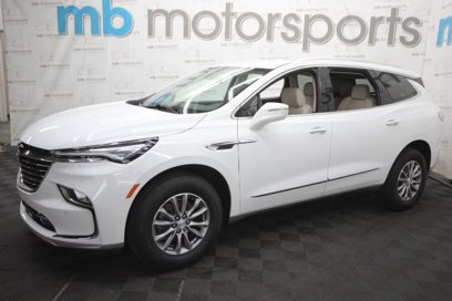 Used 2022 Buick Enclave Essence w/ LPO, Floor Liner Package