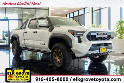 New 2025 Toyota Tacoma Trailhunter