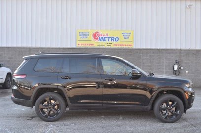 New 2025 Jeep Grand Cherokee L Altitude