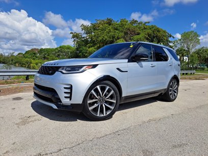 Certified 2023 Land Rover Discovery HSE R-Dynamic