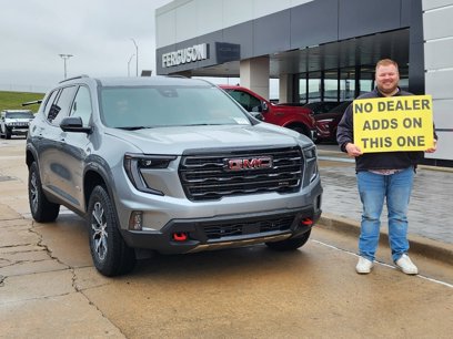 New 2025 GMC Acadia AT4 w/ Super Cruise Package