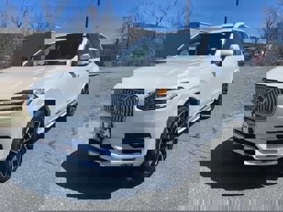 Used 2023 Volvo XC90 B6 Plus w/ Protection Package
