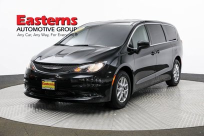 Used 2022 Chrysler Voyager LX