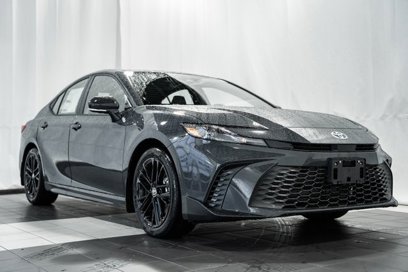 New 2025 Toyota Camry SE