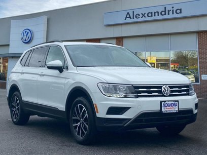 Used 2021 Volkswagen Tiguan SE w/ Panoramic Sunroof Package