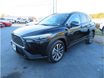 Used 2023 Toyota Corolla Cross XLE w/ Convenience Package