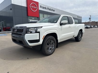 New 2025 Nissan Frontier SV