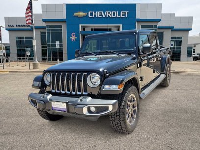 Used 2023 Jeep Gladiator Overland w/ Popular Equipment Package