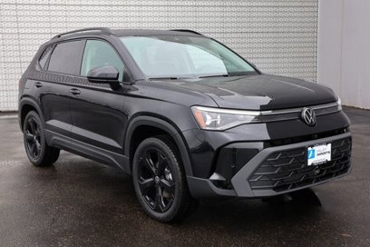 New 2025 Volkswagen Taos SE