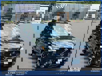 Used 2025 Volvo XC60 B5 Ultra w/ Protection Package Premier