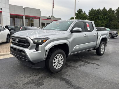 New 2025 Toyota Tacoma SR5
