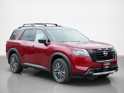 New 2025 Nissan Pathfinder SL w/ SL Premium Package