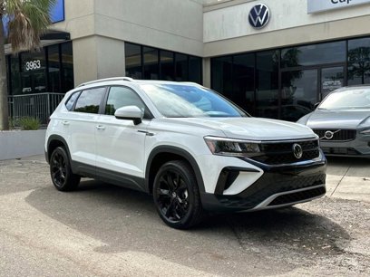 New 2024 Volkswagen Taos SE