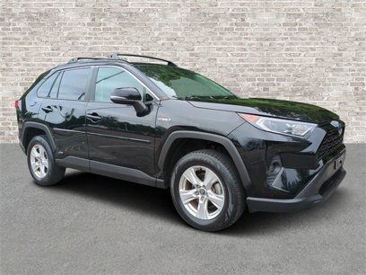 Used 2021 Toyota RAV4 XLE w/ Convenience Package