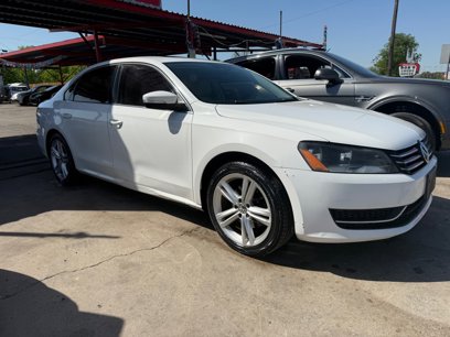 Used 2014 Volkswagen Passat 1.8T SE