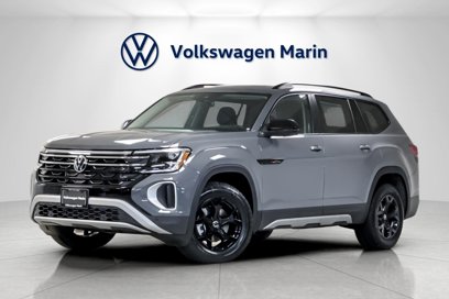 New 2025 Volkswagen Atlas Peak Edition SE