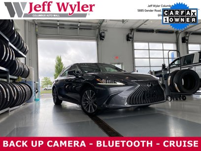 Used 2019 Lexus ES 350 w/ Luxury Package