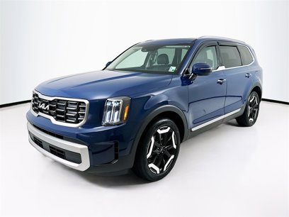 Used 2023 Kia Telluride S w/ S Sunroof Package
