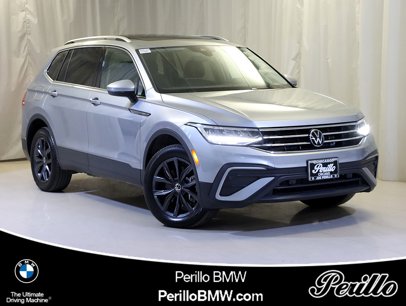 Used 2023 Volkswagen Tiguan SE w/ Panoramic Sunroof Package