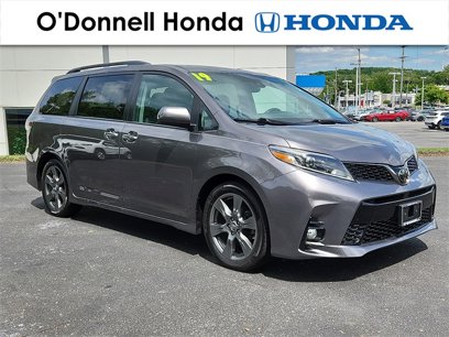 Used 2019 Toyota Sienna SE