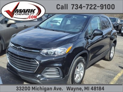Used 2022 Chevrolet Trax LS w/ Tint and Cruise Package