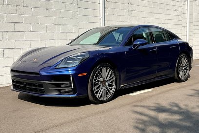 New 2024 Porsche Panamera 4