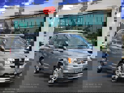 Used 2019 Dodge Grand Caravan SE