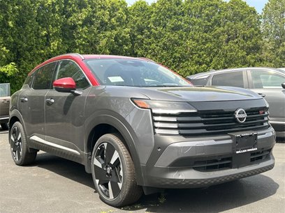New 2025 Nissan Kicks SR w/ Interior Electronics Package