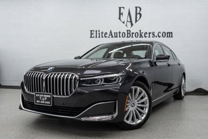 Used 2022 BMW 740i xDrive w/ Premium Package
