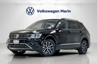 Certified 2021 Volkswagen Tiguan SE w/ Panoramic Sunroof Package