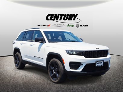 Used 2024 Jeep Grand Cherokee Altitude
