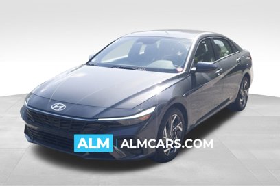 Used 2025 Hyundai Elantra Sport