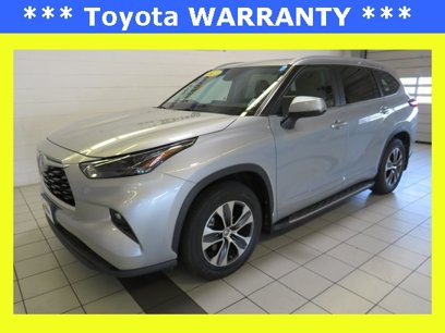 Used 2023 Toyota Highlander XLE