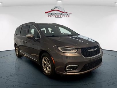 Used 2022 Chrysler Pacifica Limited