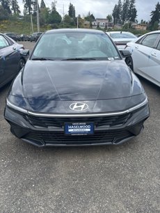 New 2025 Hyundai Elantra SE w/ Cargo Package