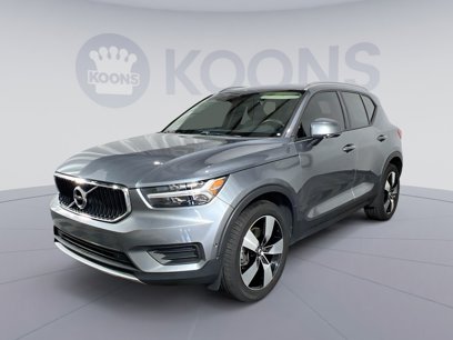 Used 2019 Volvo XC40 T5 Momentum