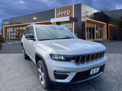 New 2024 Jeep Grand Cherokee Limited 4xe w/ Luxury Tech Group II