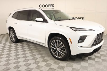 Used 2025 Buick Enclave Avenir w/ Super Cruise Package