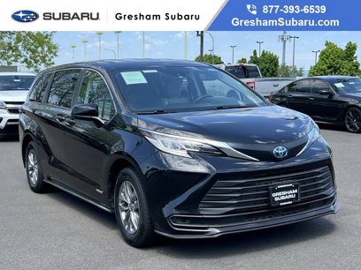 Used 2021 Toyota Sienna LE