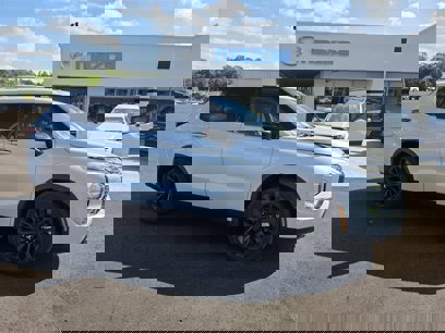 Used 2023 Mitsubishi Outlander SE